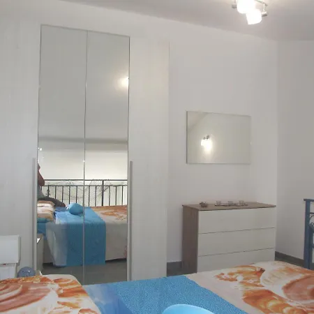 Nyaraló Casa Nicole Fronte Mare Giardini Naxos