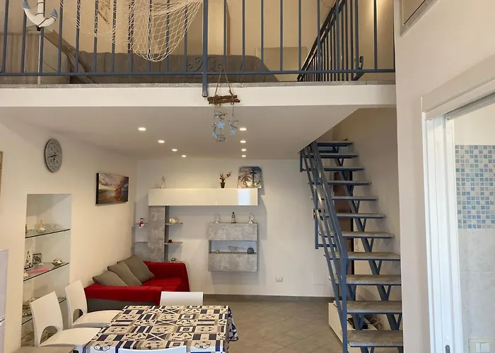 Semesterbostad Casa Nicole Fronte Mare