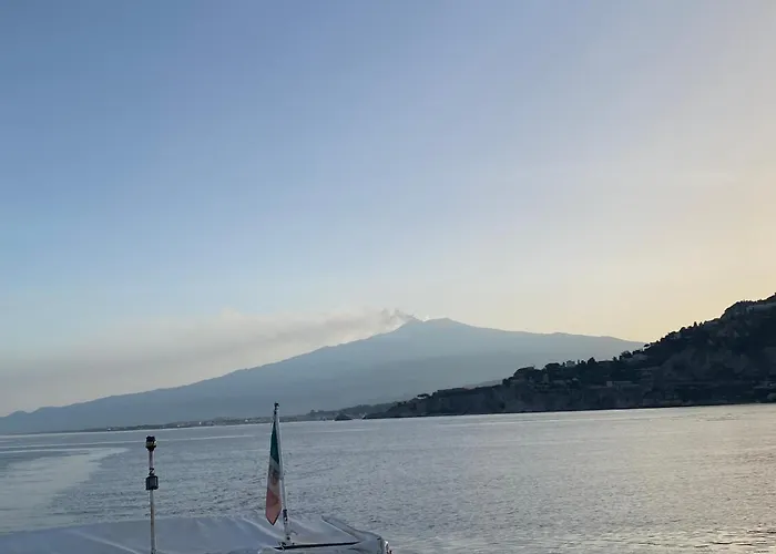 Casa Nicole Fronte Mare Semesterbostad Giardini Naxos