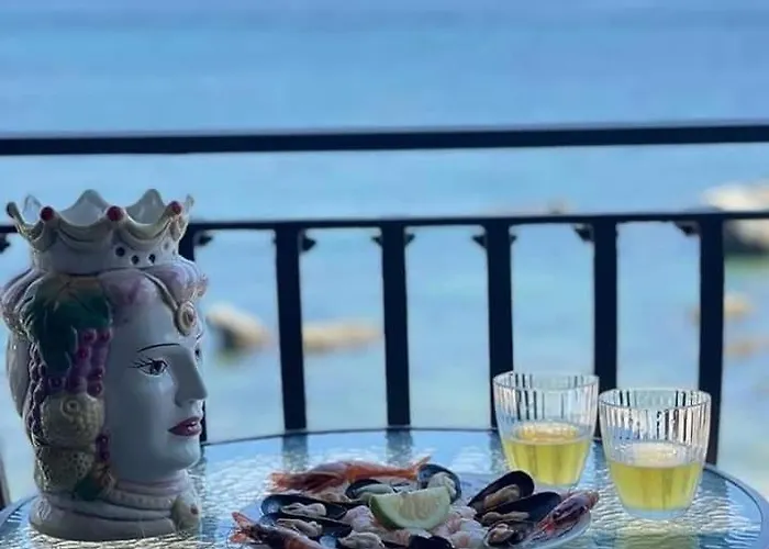 Casa Nicole Fronte Mare Semesterbostad