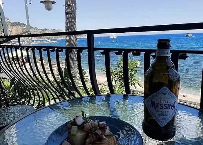 Casa Nicole Fronte Mare Semesterbostad *