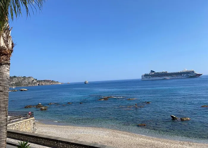 Casa Nicole Fronte Mare Semesterbostad