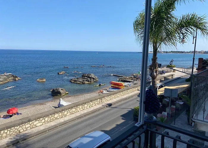 Casa Nicole Fronte Mare Semesterbostad *