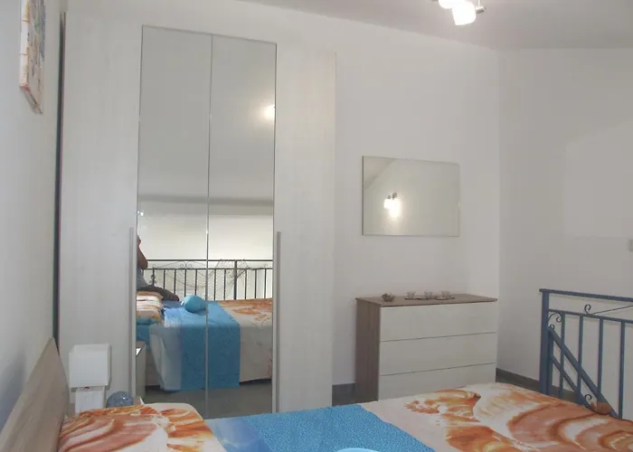 Semesterbostad Casa Nicole Fronte Mare Giardini Naxos